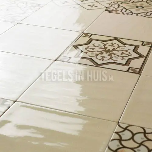 Laatste Kans Wandtegel 15×15 cm Artic creme hueso handvorm look