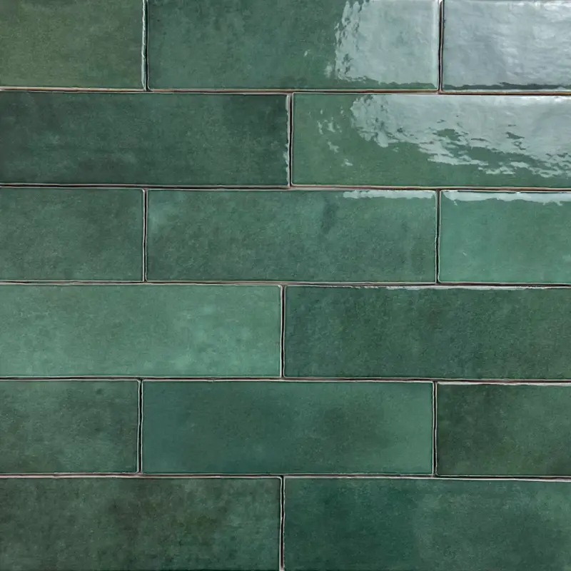 Equipe wandtegel Artisan moss green 6,5×20 random – donker groen glans – handvorm – 24471 Koopje
