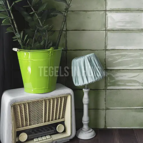 Wandtegel Life 10×20 Mela licht groen glans Op = Op