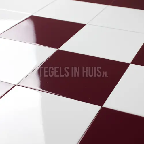 Wandtegel Rojo Burdeos bordeau rood glans 15×15 Uitverkoop