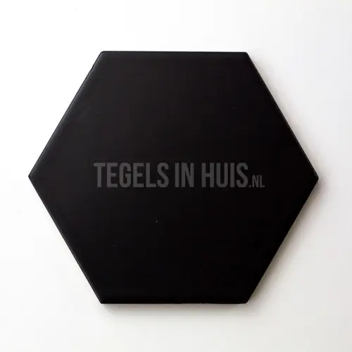 Must-Have Wandtegel Scale Hexagon – honingraad – 6-hoekig mat zwart 12,4×10,7