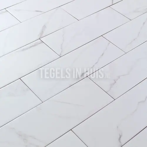 Wandtegel 10×30 vlak marmer carrara bianco mat Flitsaanbieding