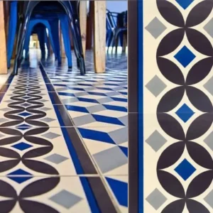 Vives 1900 Guell 2 20×20 Merkproduct