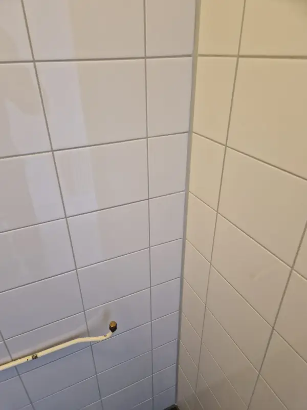 Superprijs Keracom glans wit 20×30 witte wandtegels