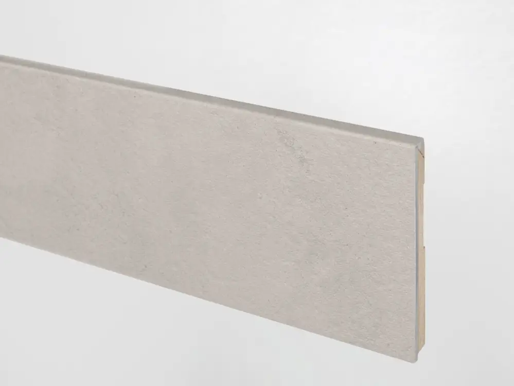 Floorify Hoge plint Pebble Beach H030 Lage Kosten