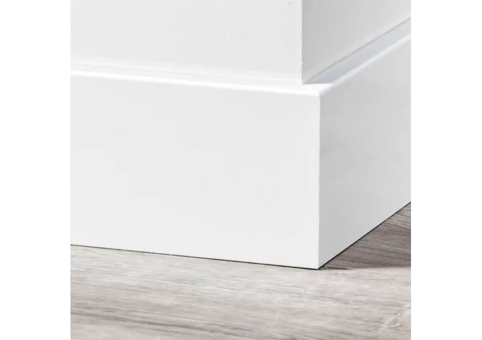 MDF Moderne Plint 150x12mm Wit Voorgelakt RAL 9010 Merkproduct