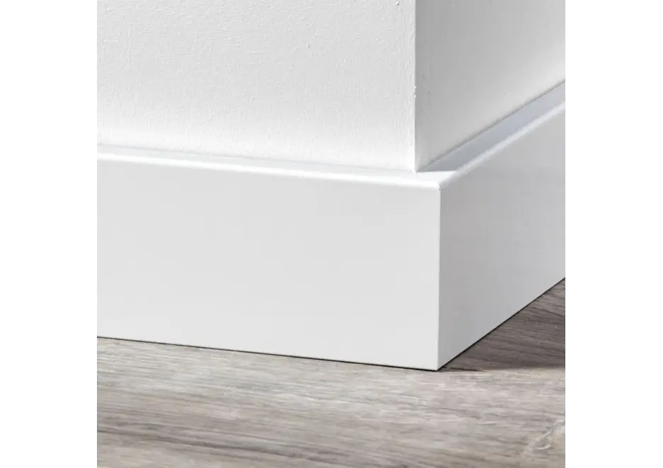 MDF Moderne Plint 55x12mm Wit Voorgelakt RAL 9010 Finale Uitverkoop