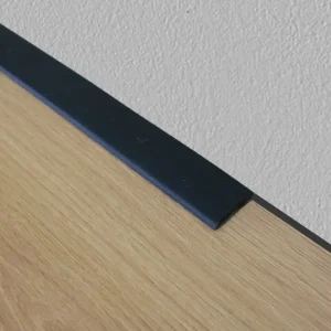 Plakplint zwart - Kunststof - zwart 25 x 3 mm + vliestape 12mm Beste Prijs