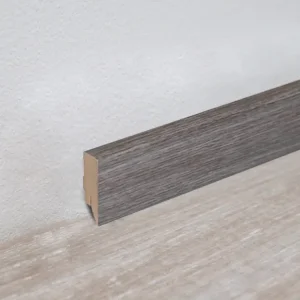 Plint Moor donker eiken decor Laatste Kans