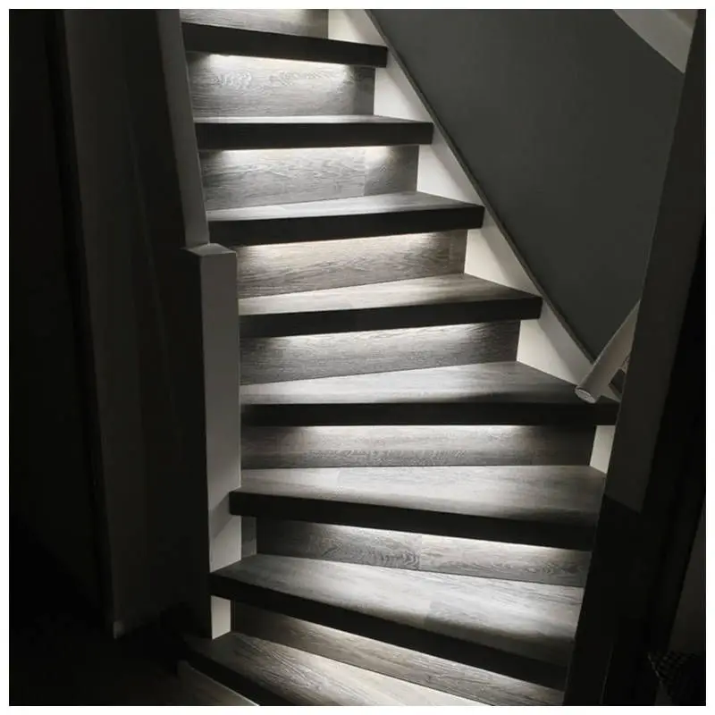 Trapverlichting LED-strip compleet 50 cm - Set tbv 15 treden - Helder wit Exclusieve Aanbieding