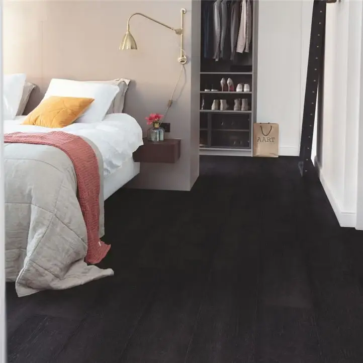 Weekendaanbieding Quick-Step Eik geverfd zwart ( 2,048 m² per pak)