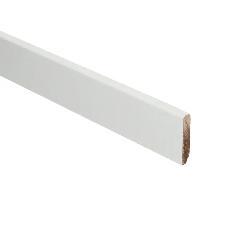 Meranti plint recht 45x9 mm wit gegrond ( per 2,42 m1) Merkproduct
