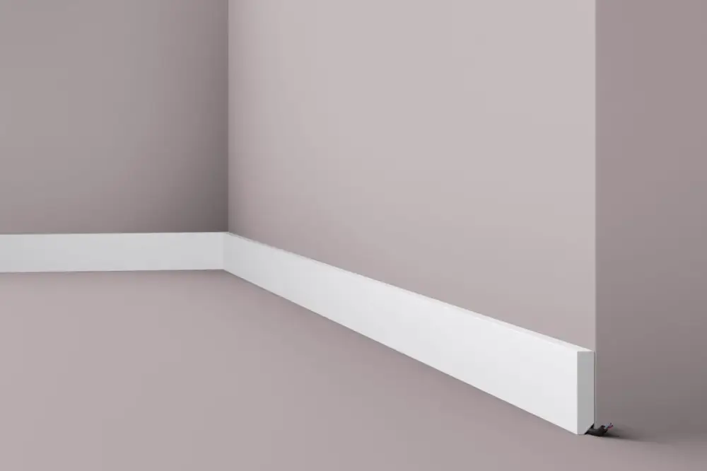 Watervaste kunststof plint recht wit RAL 9016 13x58mm 2,0 meter Koopje