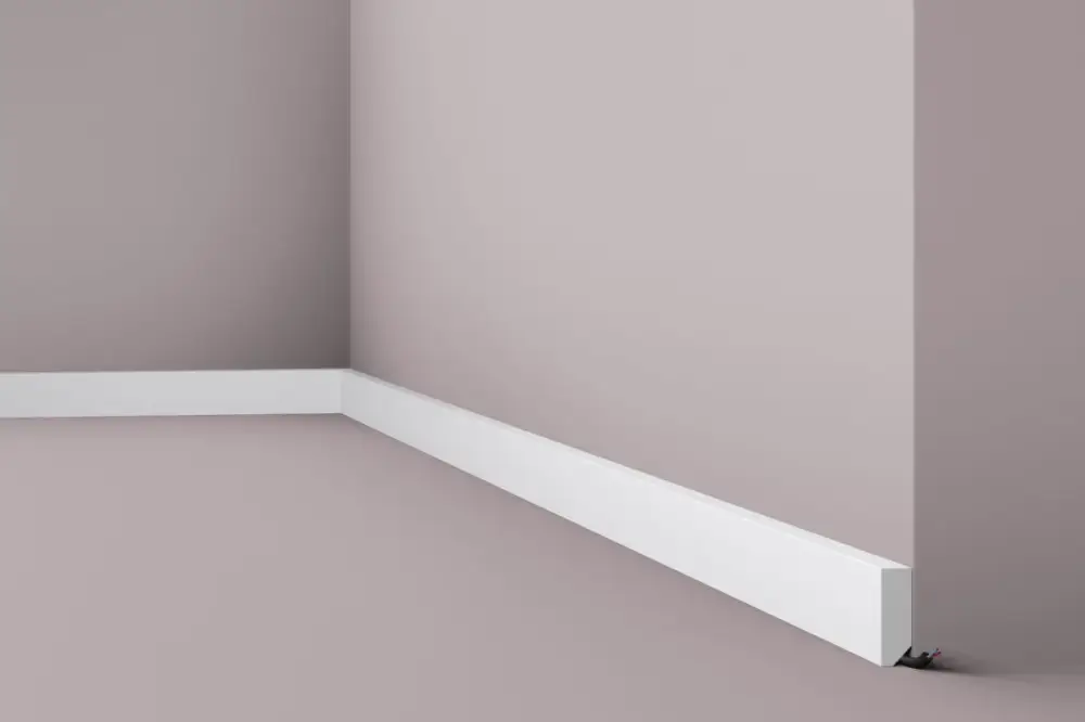 Snelle Levering Watervaste kunststof plint recht wit RAL 9016 13x38mm 2,0 meter